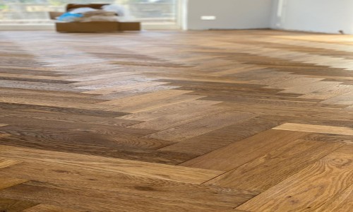 Light Golden Brushed & Lacquered Herringbone Engineered Wood Flooring