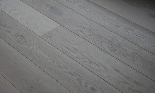 Raw Oak Matt Lacquered Invisible Finish Engineered Wood Flooring